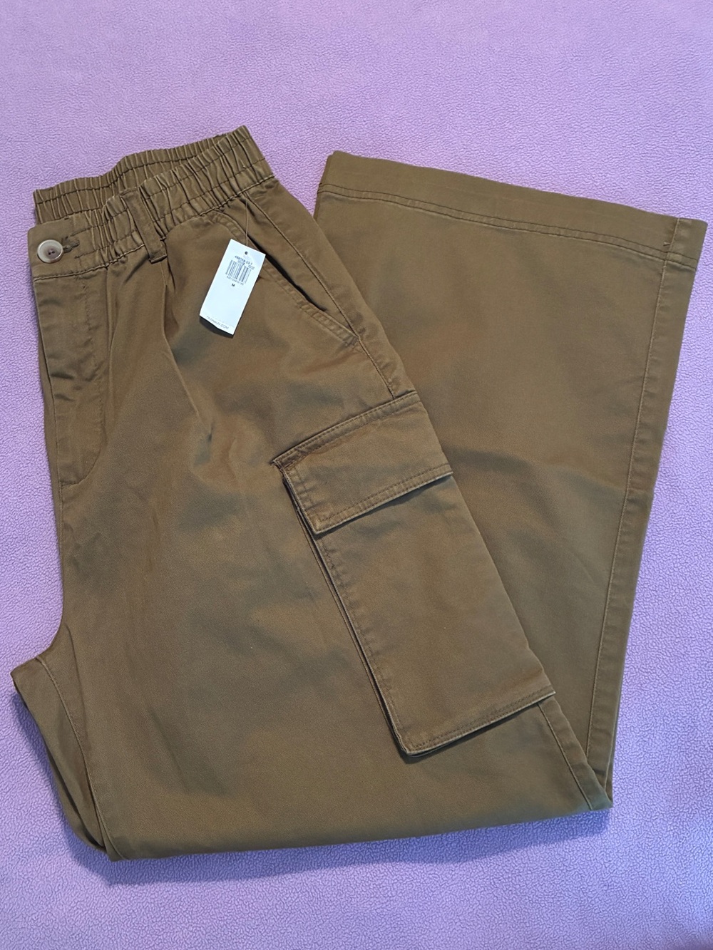 Old Navy Wide-Leg Cargo Pants in Brown